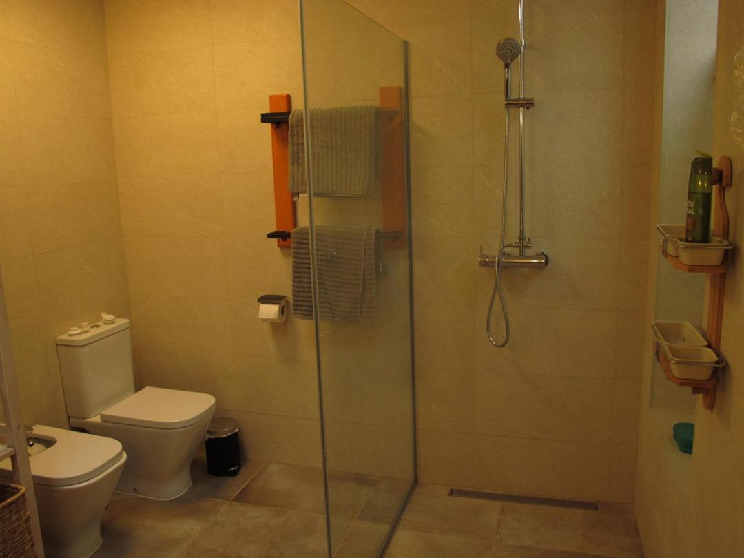 Bungalow Goa Pool View, Playa Roca Residence Sea Front Access - Free Ac - Wifi Costa Teguise Exterior photo